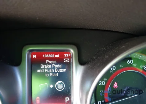 2015 Dodge Journey Crossroad z USA, uszkodzony, nr VIN 3C4PDCGG5FT639333